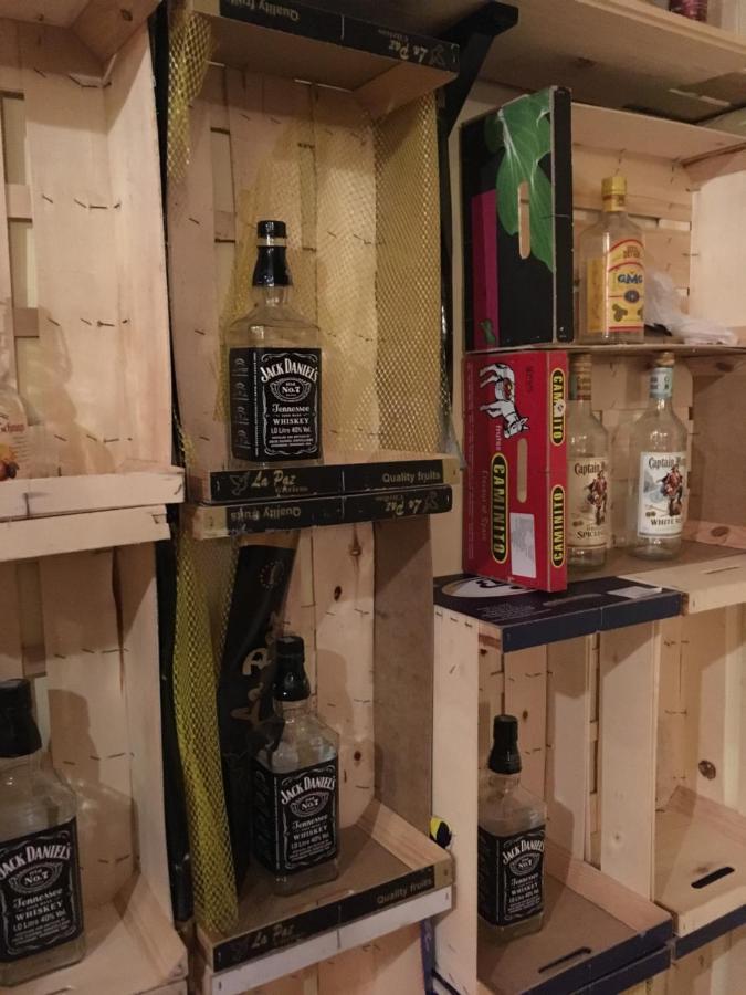 Whole Basement Former Pub3 For Bachelor / Bachelorette Party ブダペスト エクステリア 写真