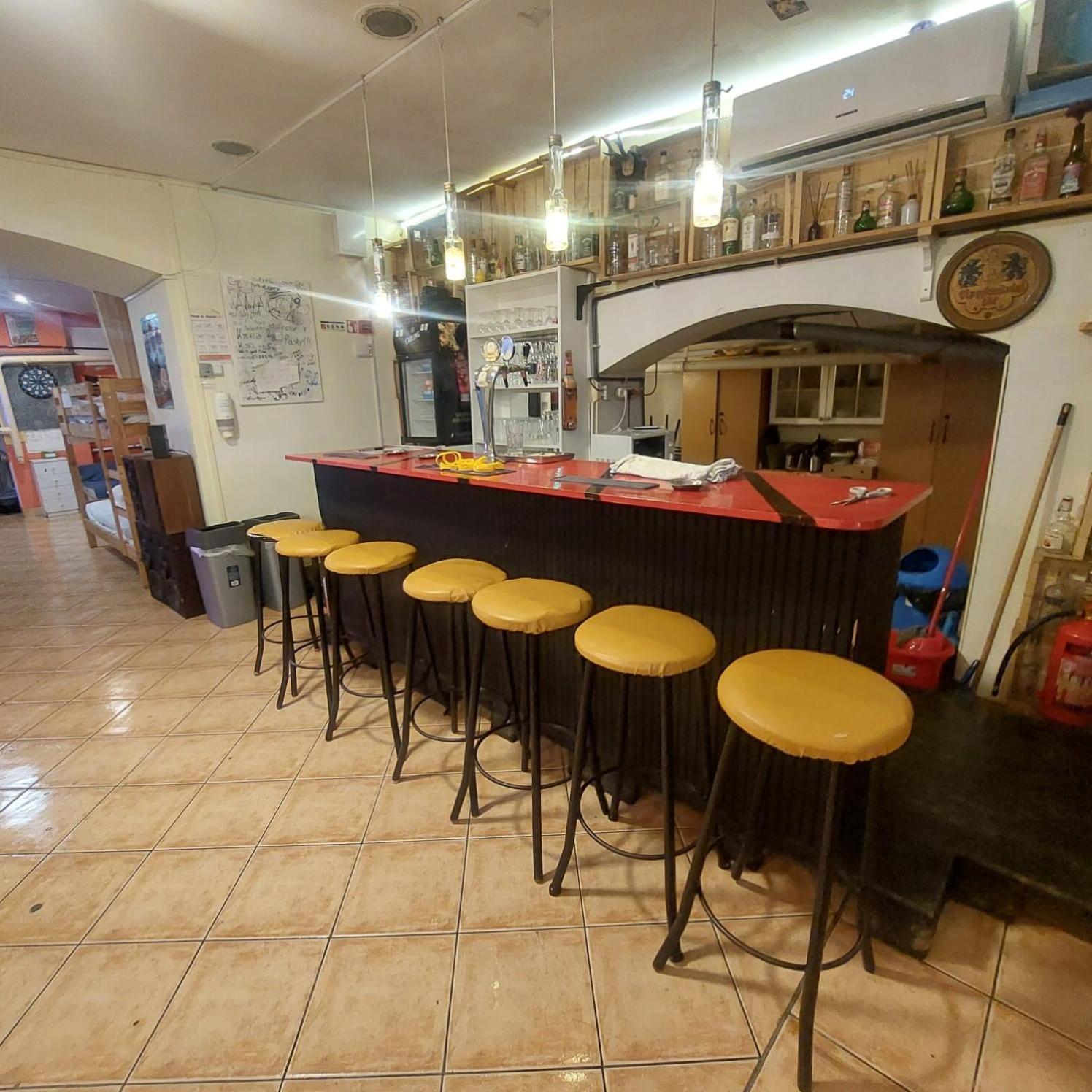 Whole Basement Former Pub3 For Bachelor / Bachelorette Party ブダペスト エクステリア 写真